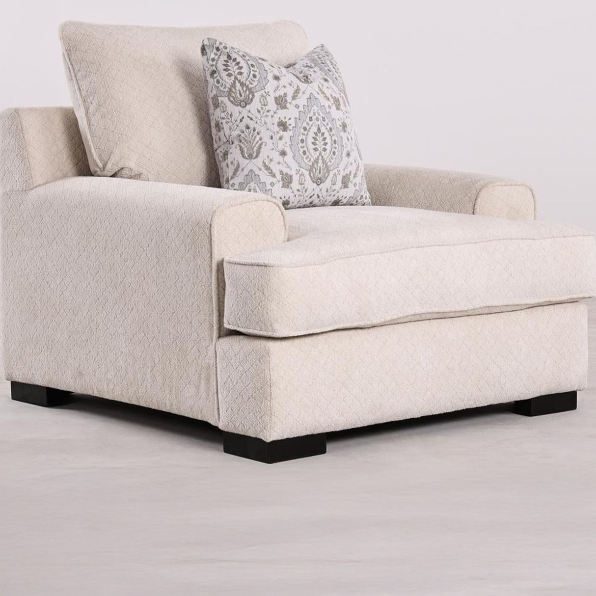 كنب هيلاري فردي باللون البيج الكريمي