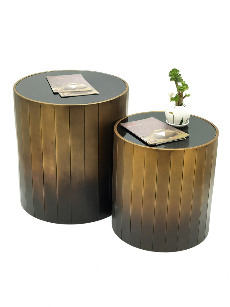 طاولة جانبية تريفا باللون الذهبي