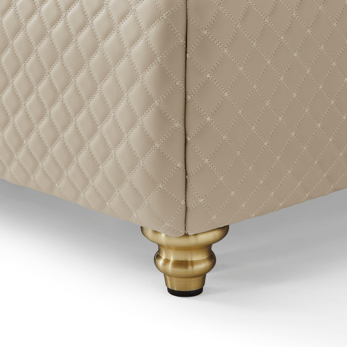 سرير نولا باللون البني