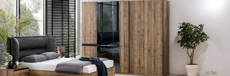 خزائن الملابس