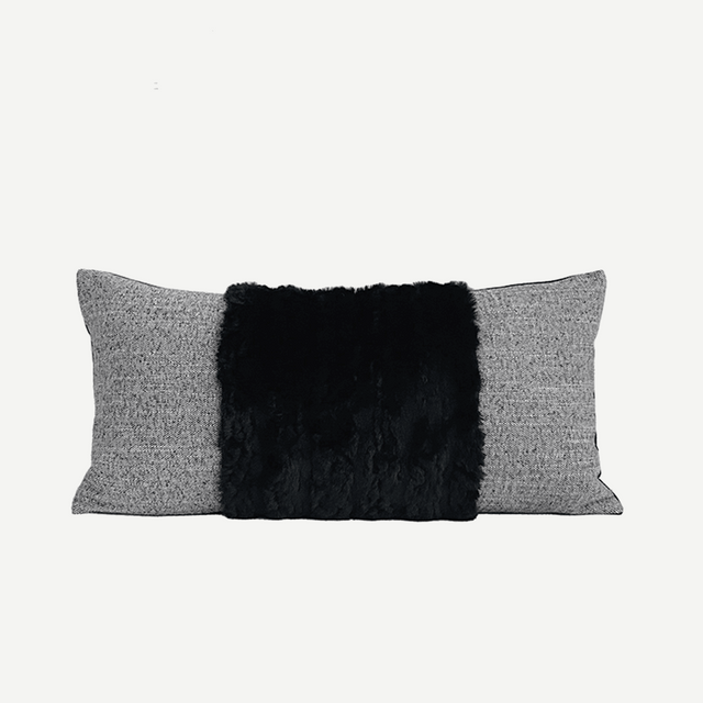 وسادة مزخرفة