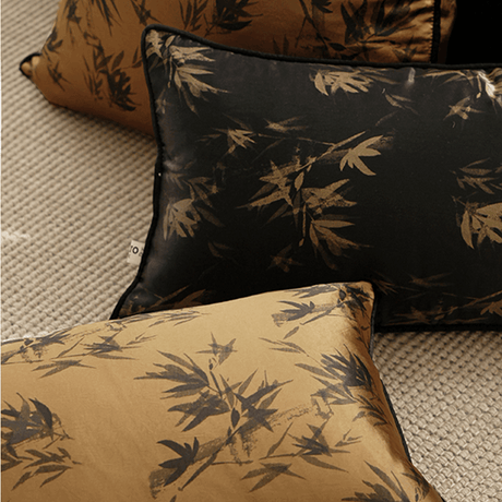 وسادة مزخرفة