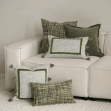 وسادة مزخرفة