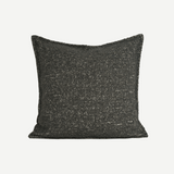 وسادة مزخرفة