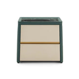 كمدينو كارينا باللون الأخضر