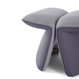 غرفة نوم روزا باللون الموف