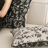 وسادة مزخرفة