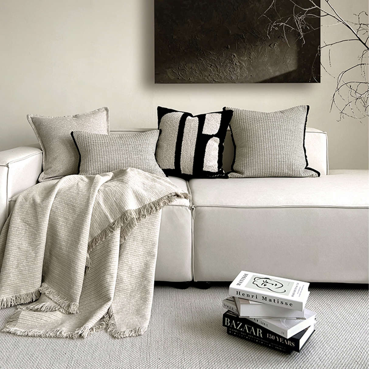 وسادة مزخرفة