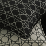 وسادة مزخرفة