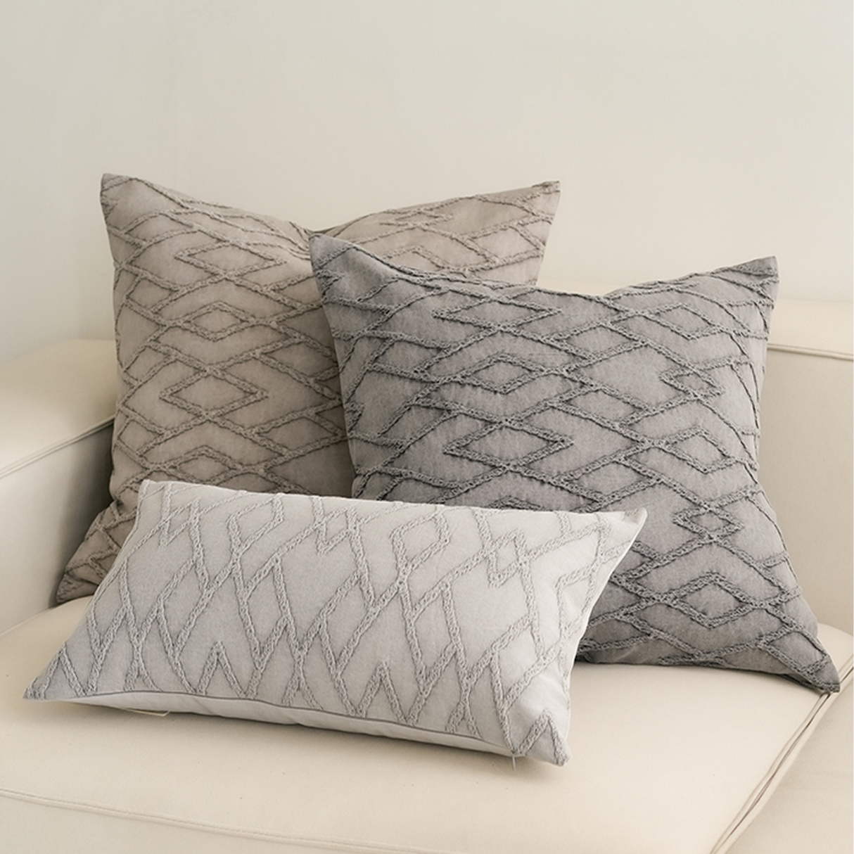 وسادة مزخرفة