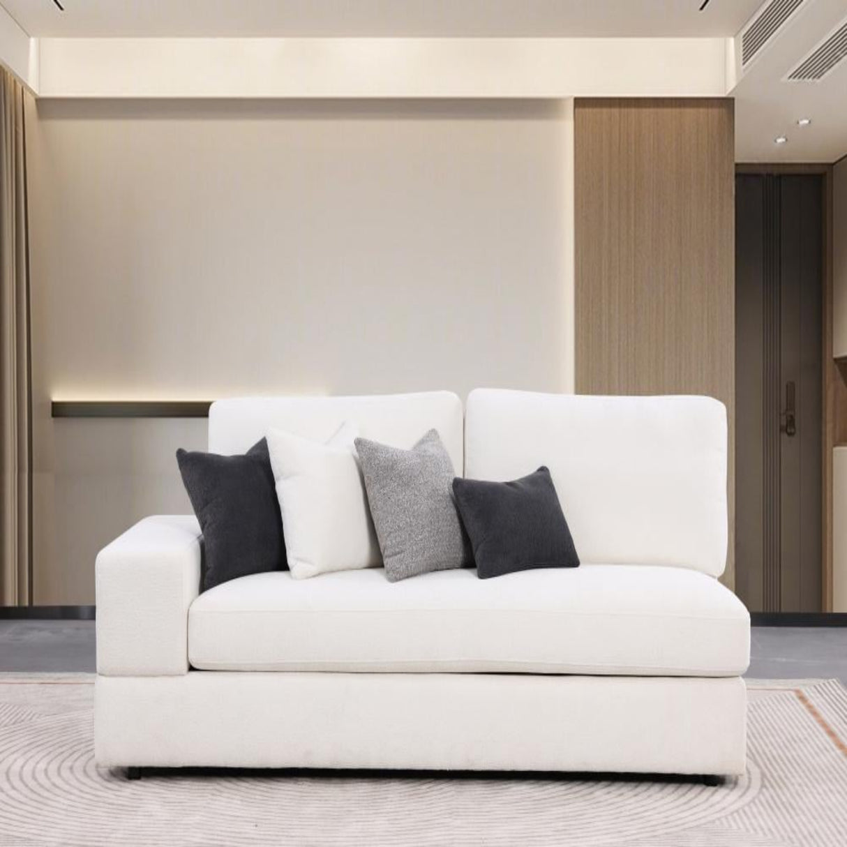 كنب أوريون ثلاثي باللون الأبيض