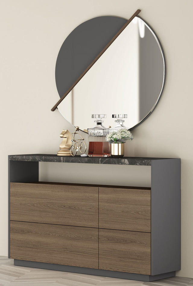 تسريحة سيلينا مع مراية باللون الرمادي والخشبي | من هاي بوينت