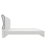 سرير ماريندا باللون الأبيض