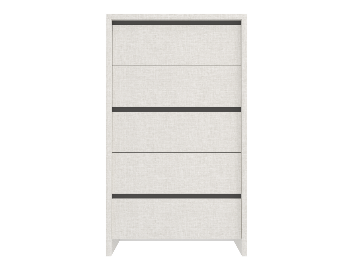 غرفة نوم ماريندا باللون الأبيض