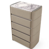 غرفة نوم نايلا باللون البني