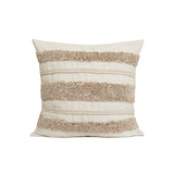 وسادة مزخرفة