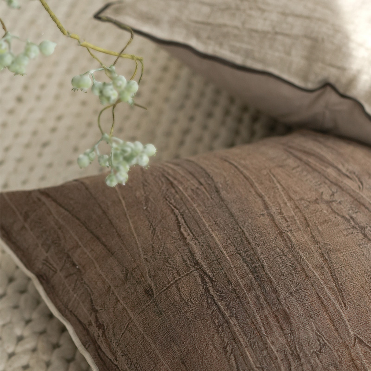 وسادة مزخرفة