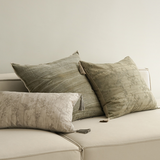 وسادة مزخرفة