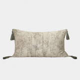 وسادة مزخرفة