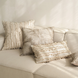 وسادة مزخرفة