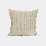 وسادة مزخرفة