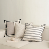 وسادة مزخرفة