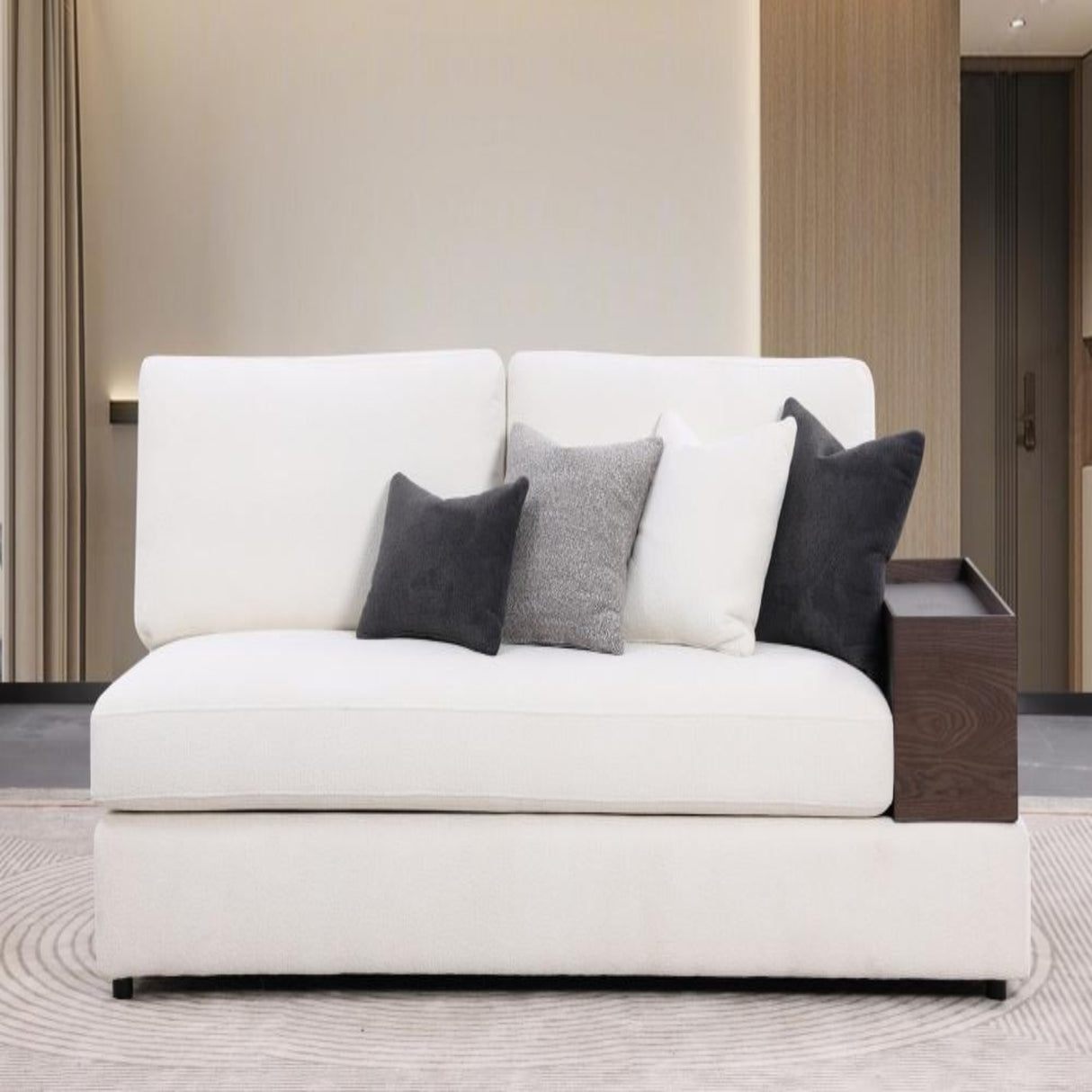 كنب أوريون ثلاثي باللون الأبيض