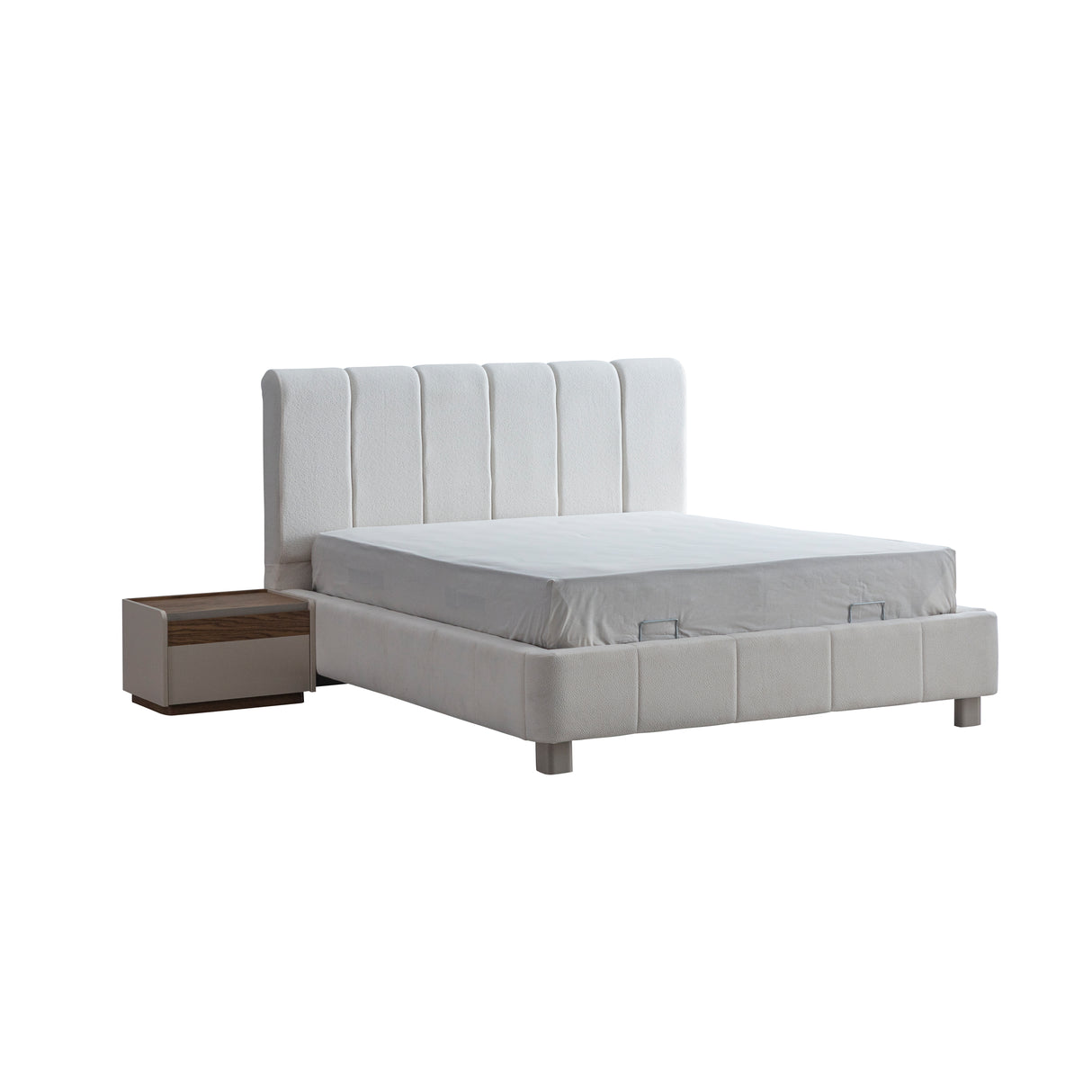 سرير كوينا باللون الأبيض