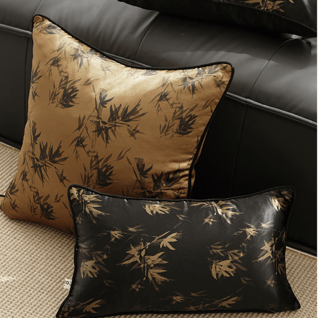 وسادة مزخرفة