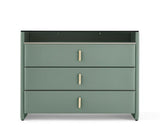 غرفة نوم ريانا باللون الأخضر