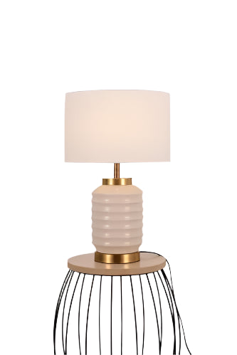 مصباح طاولة - كاتيرا | من هاي بوينت