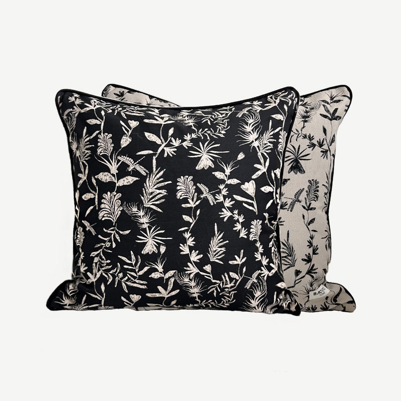 وسادة مزخرفة