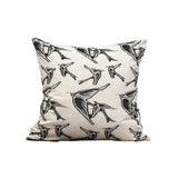 وسادة مزخرفة