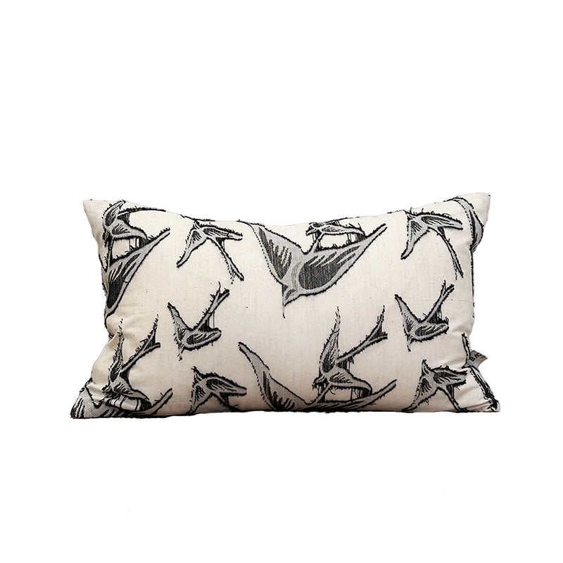 وسادة مزخرفة