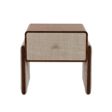 كمدينه كــالورا باللون البني