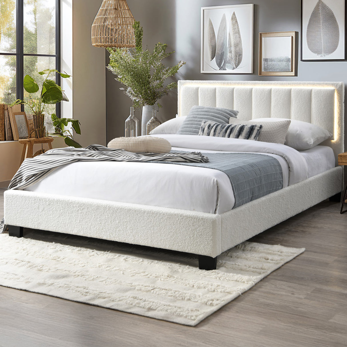 سرير فاليسا