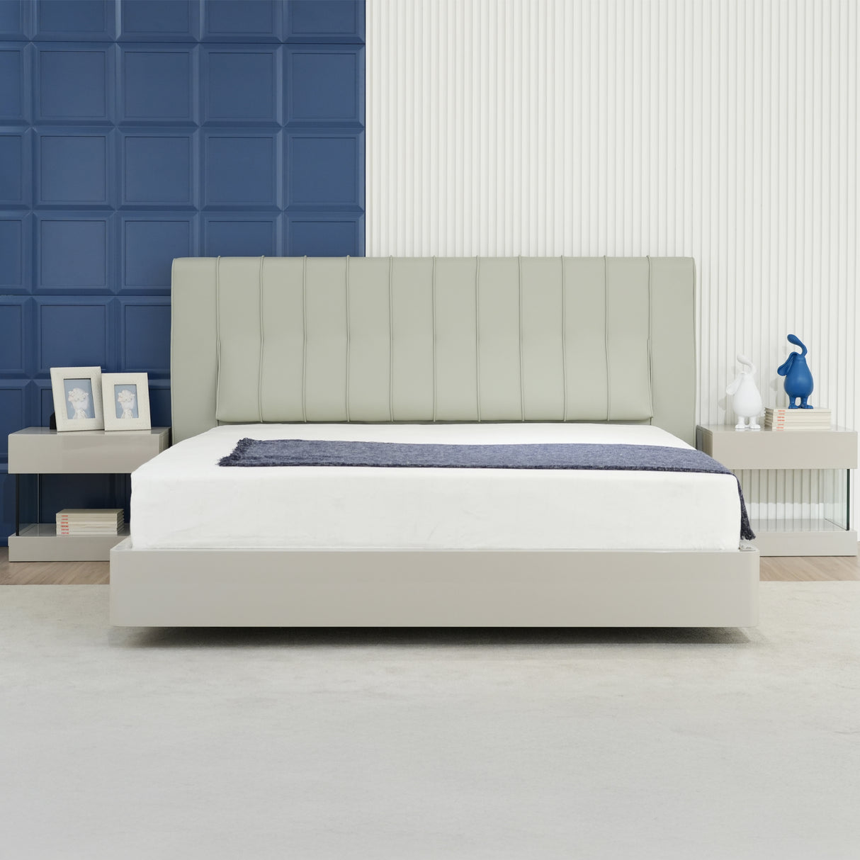 سرير أميليا باللون البيج