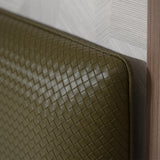 سرير كلايف باللون الأخضر