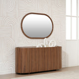 تسريحة أورن باللون البني