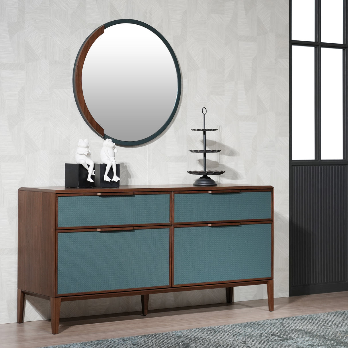 تسريحة ألترا باللون الأخضر الغامق