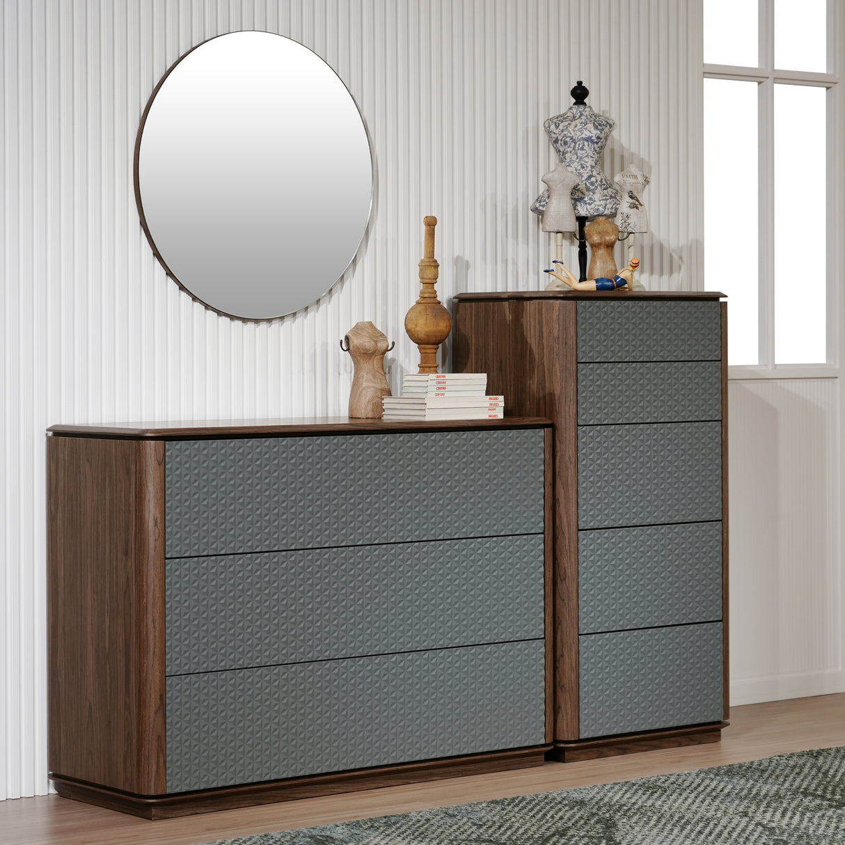 تسريحة لافين باللون البني والرمادي