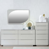 تسريحة ريڤا باللون الرمادي