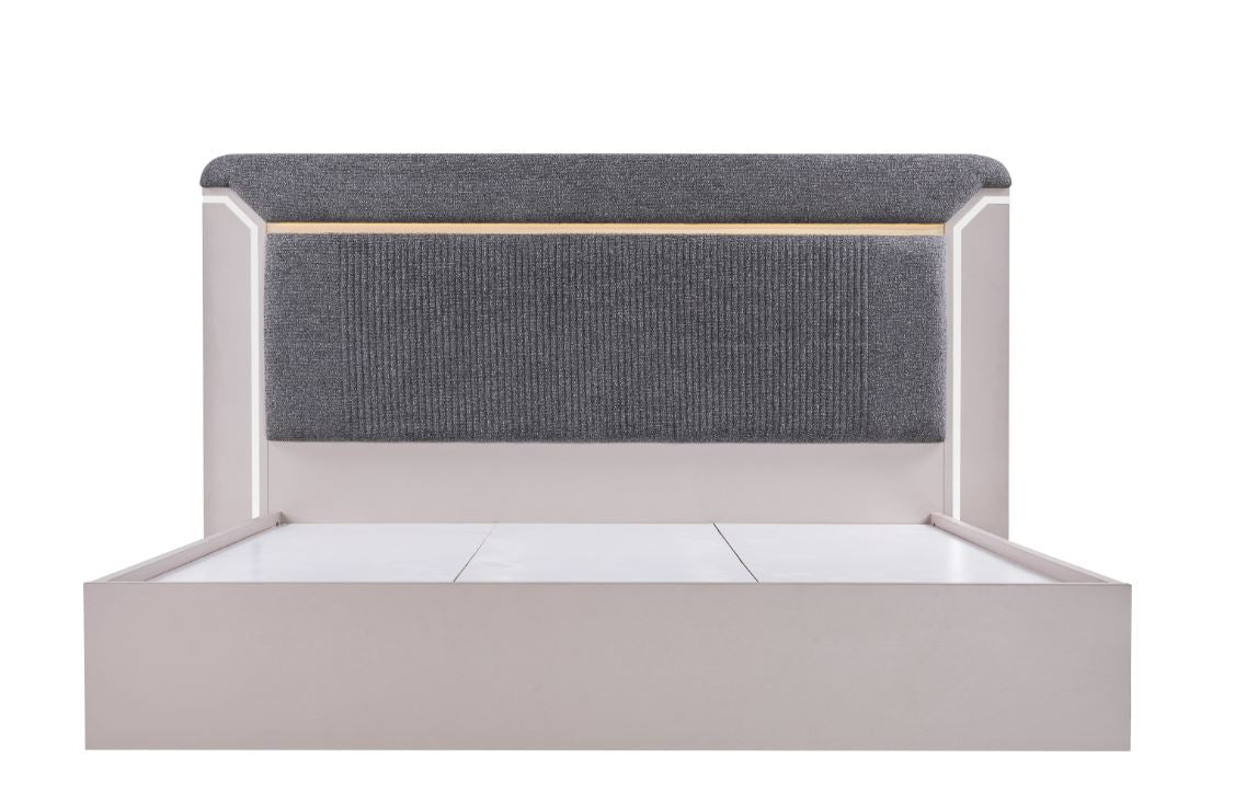 غرفة نوم أمارا باللون الرمادي الفاتح