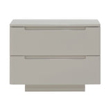 كمدينو ريڤا باللون الأبيض