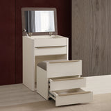 شوفنيرة إيفانا باللون الكريمي