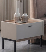 غرفة نوم فاريان باللون الكريمي