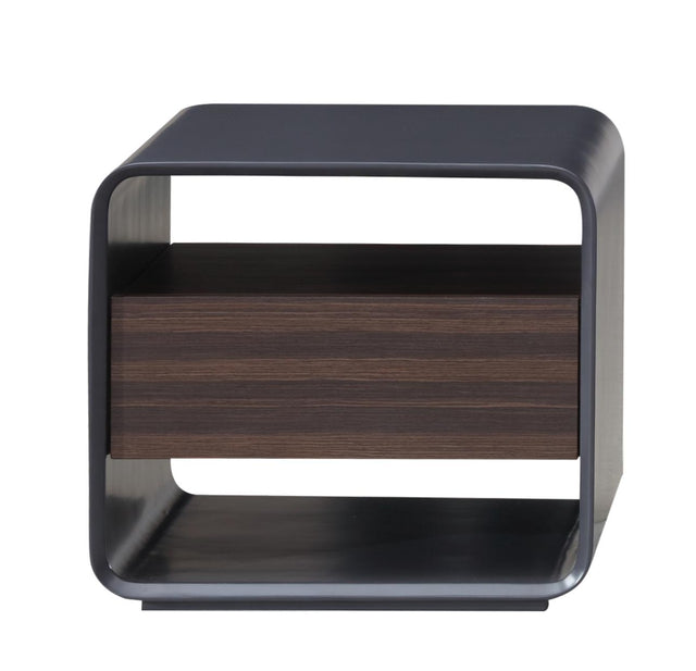 اسود 672 كمدينو | من هاي بوينت