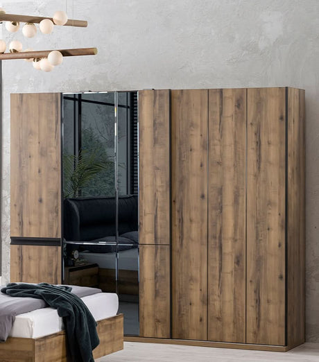 دولاب كارو باللون البني الخشبي | من هاي بوينت