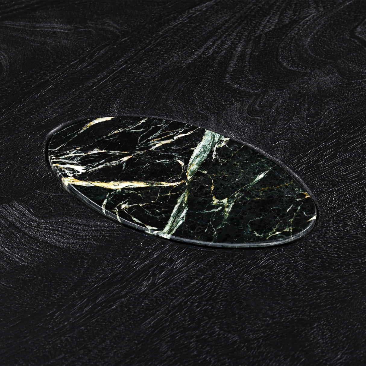 طاولة وسطية أمالوفينا باللون الأسود