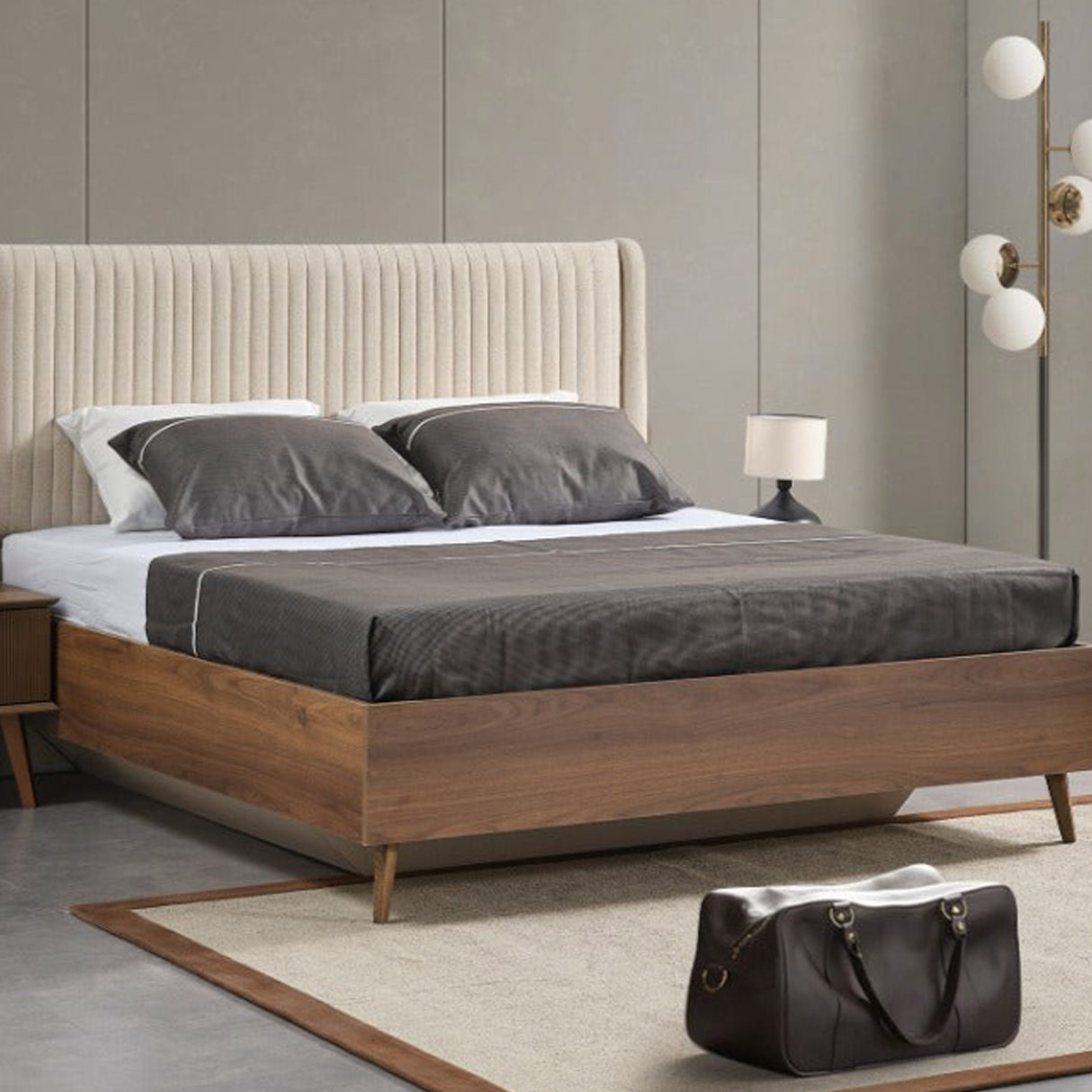 سرير ميلار باللون البني - High Point